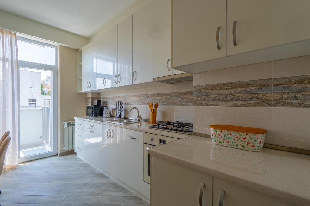 Тбилиси: Proper Apartments Modern Apartment in Avlabari