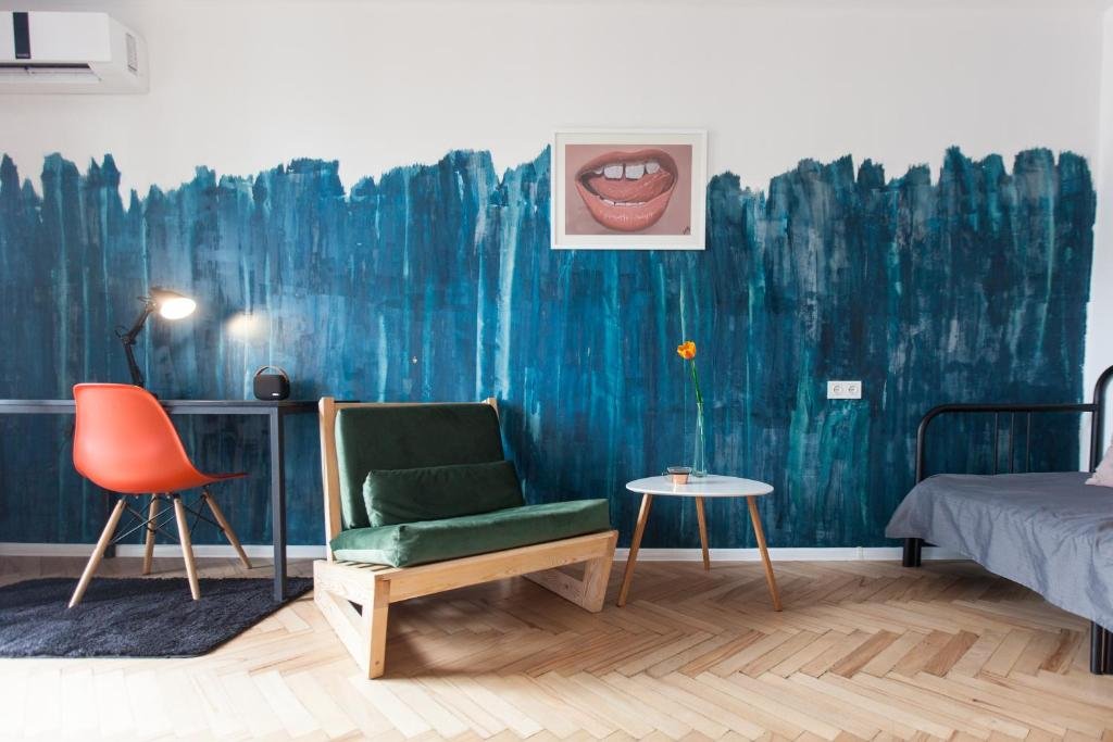 Тбилиси: Mariam's sunny studio apartment