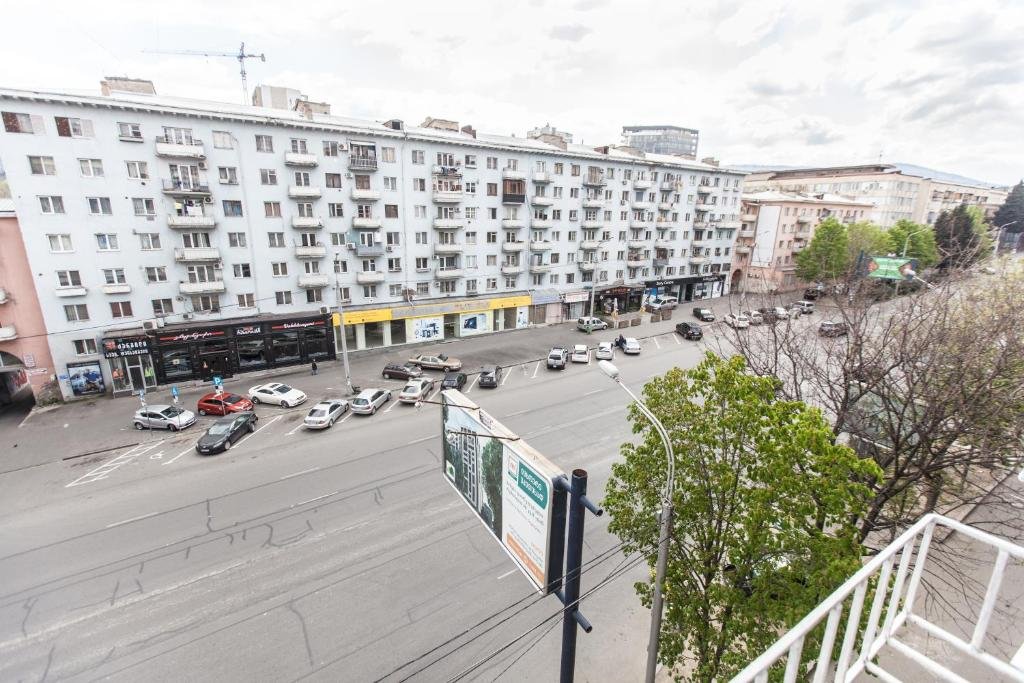 Тбилиси: Mariam's sunny studio apartment
