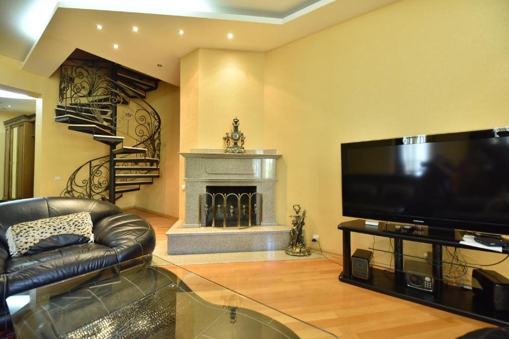 Тбилиси: Perfect Apartment in the Center of Tbilisi