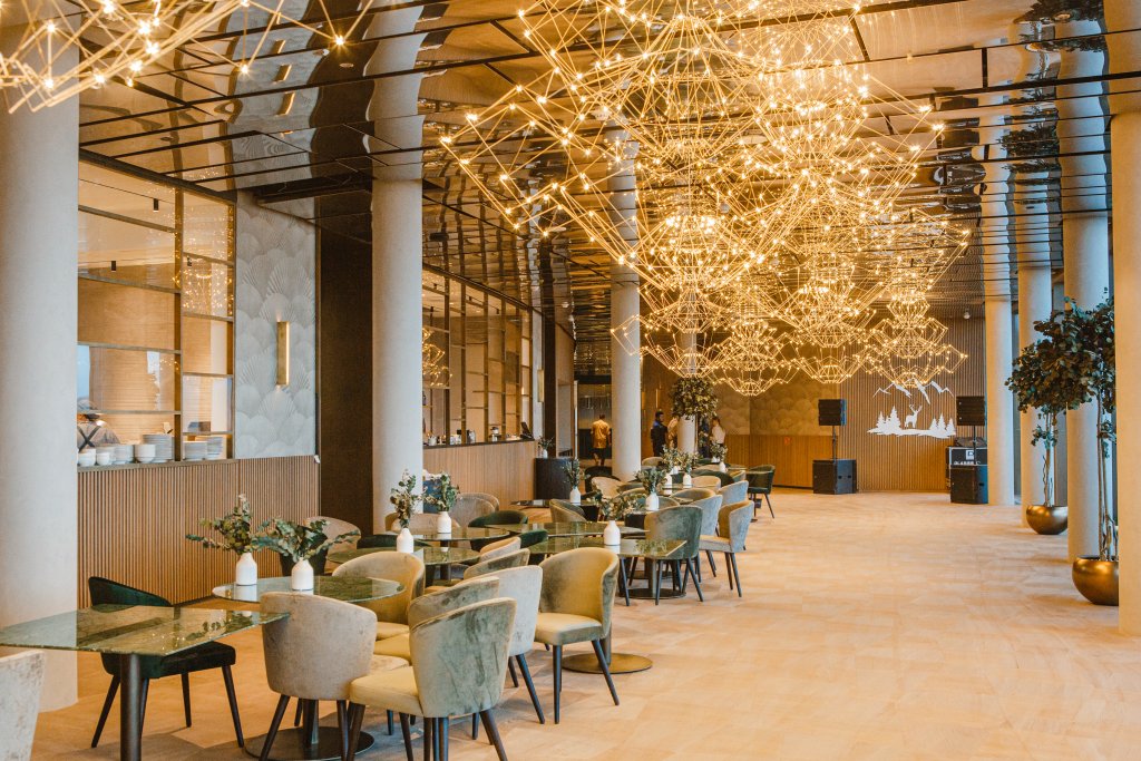 Озёрное: Отель 5* Гостиничный комплекс Манжерок