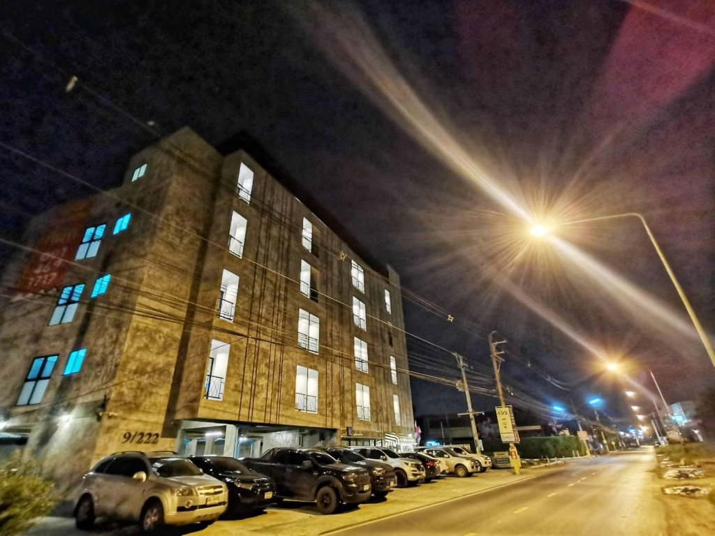 Newman Hotel — фото 2