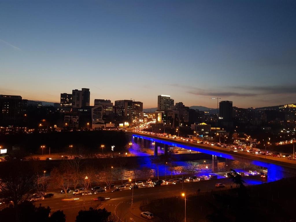 Тбилиси: RIVERTOWER Tbilisi