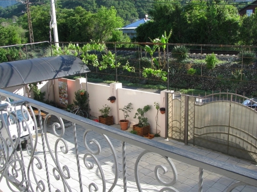 Гагра: Jason Guest House