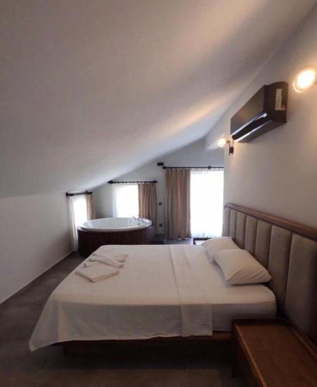 Дальян: Super Delux 6-bed Villa Brave