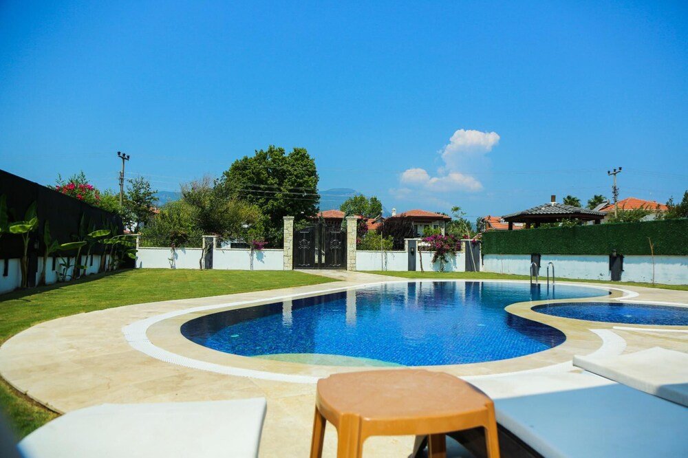 Дальян: Remarkable Private 4-bed Villa in Dalyan With Pool