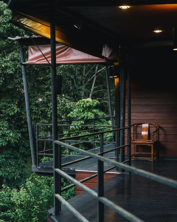 Мае-Он: The Stream House at Mae Kampong