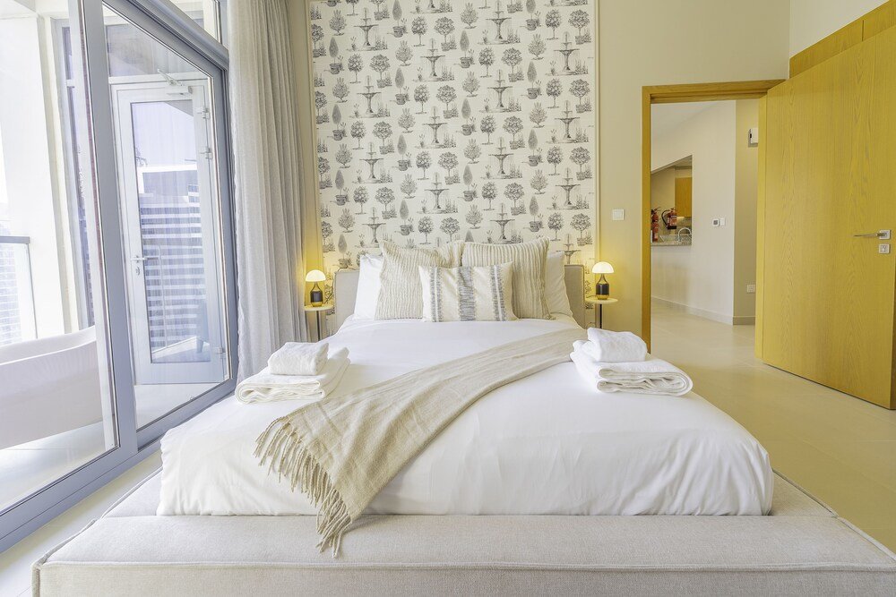 Дубай: Monty - Upscale Modern 1BR in the heart of DT Dubai