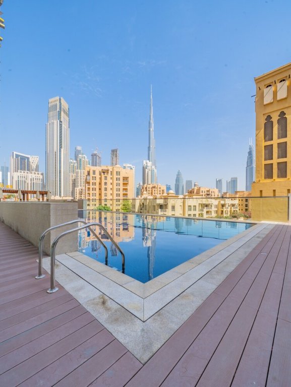Дубай: Monty - Upscale Modern 1BR in the heart of DT Dubai