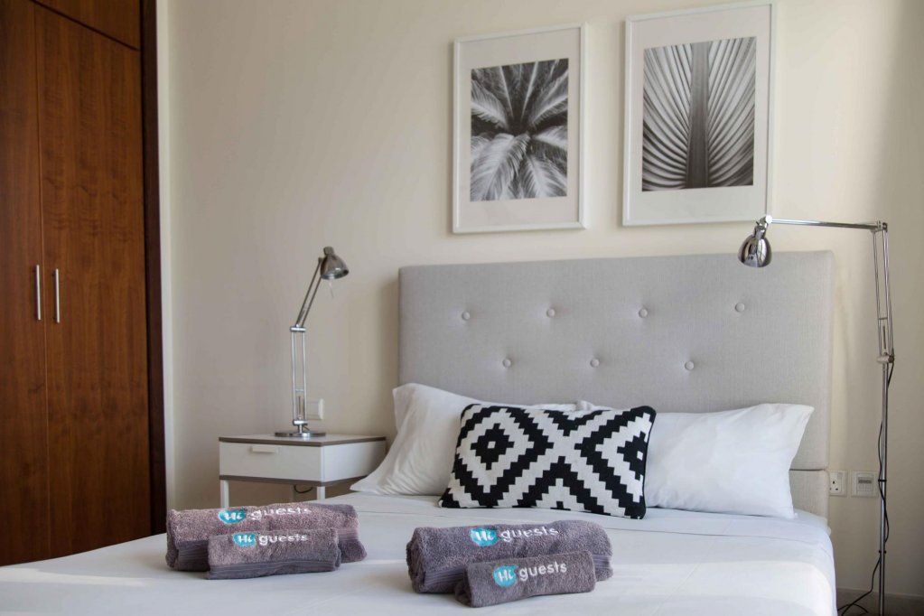 Дубай: Top Floor Familly Apartment with Stunning views