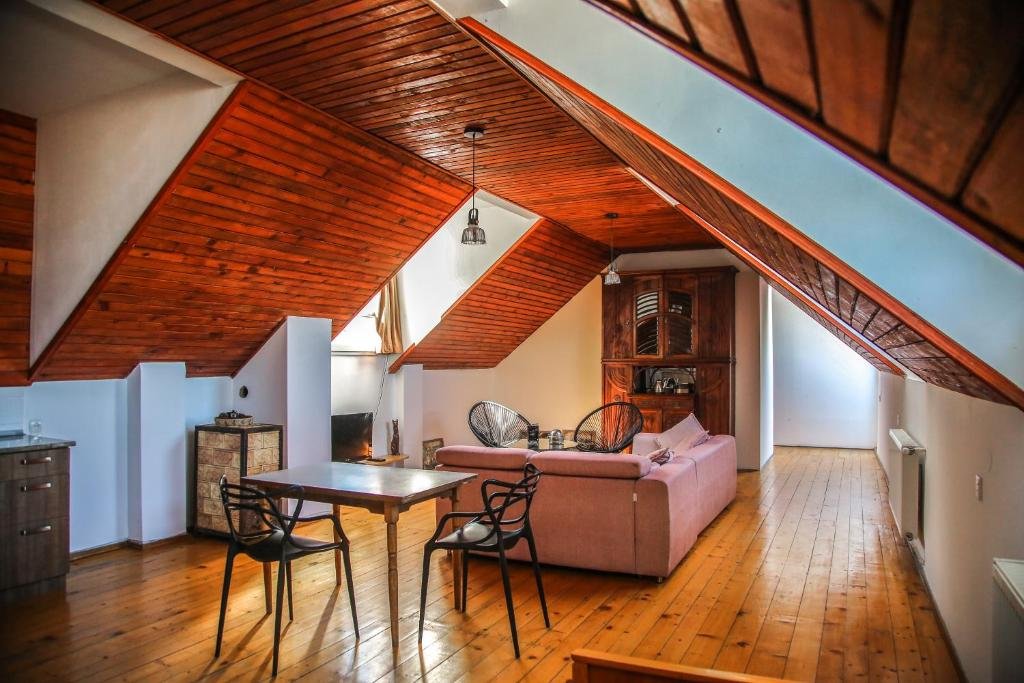 Тбилиси: Studio in center with open terrace