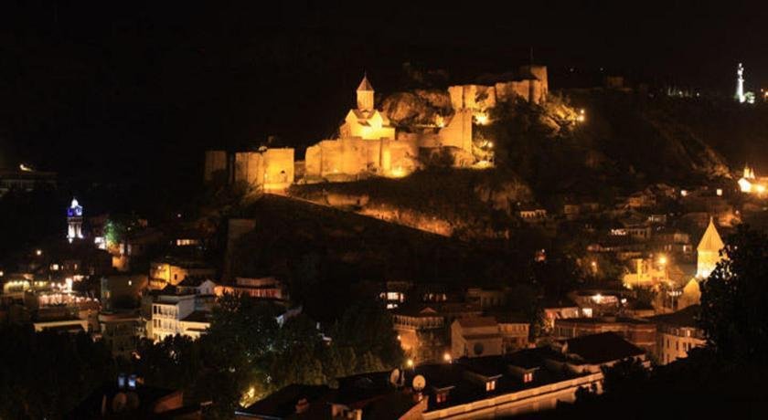 Тбилиси: The Godfather Hotel