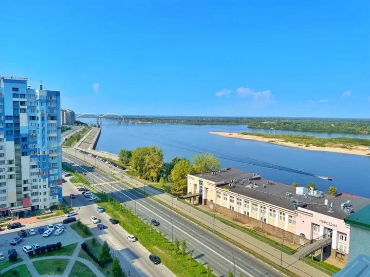 Нижний Новгород: Квартира с панорамным видом на Волгу