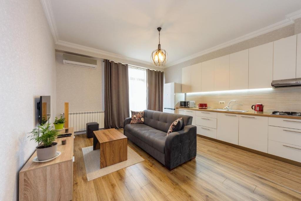 Тбилиси: Sunny Park Apartment