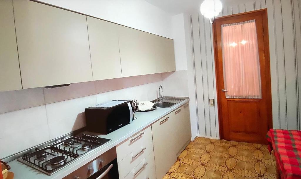 Тбилиси: Saakadze Square Apartment