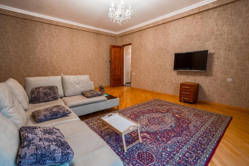 Тбилиси: Vake Elegant Apartment