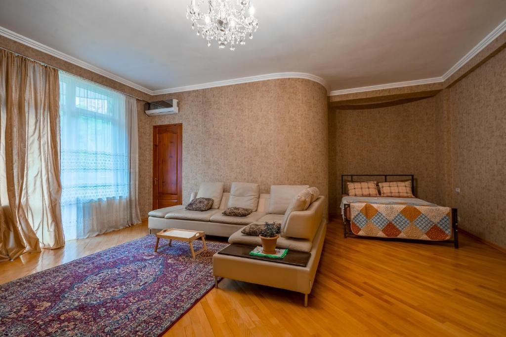 Тбилиси: Vake Elegant Apartment