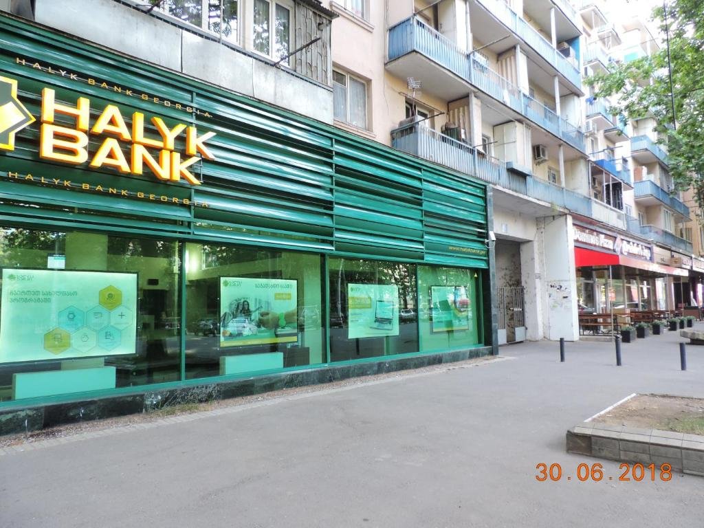 Тбилиси: SandroNika Apartments