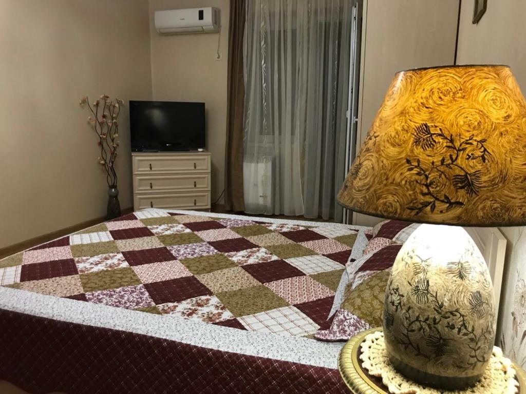 Тбилиси: SandroNika Apartments