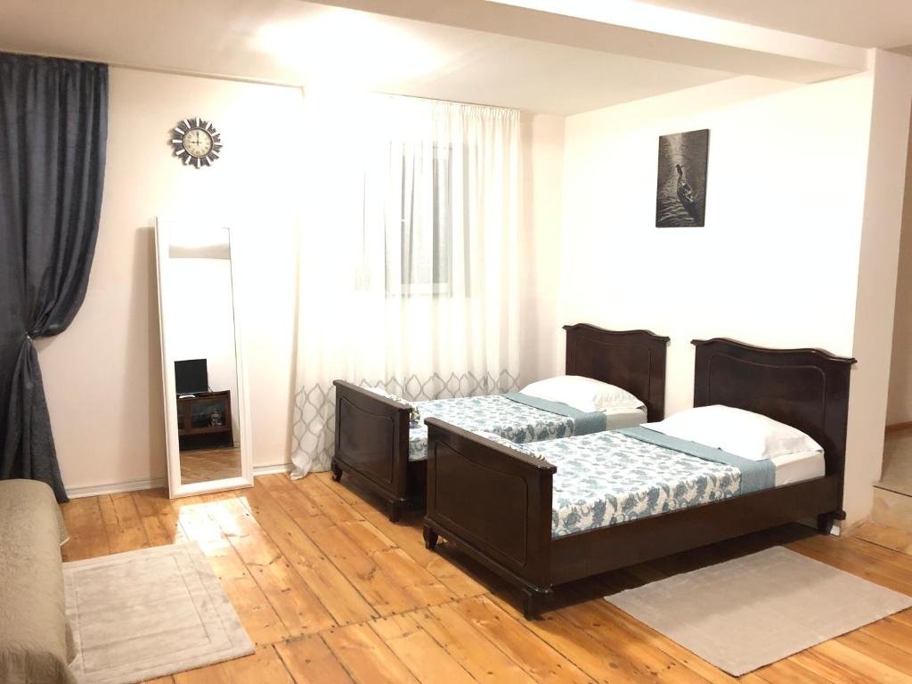 Тбилиси: Studio flat on Vera
