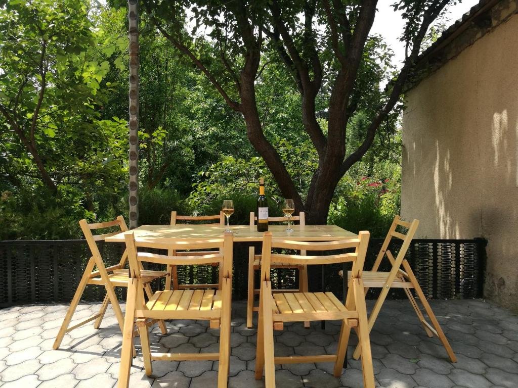 Тбилиси: Varketili Garden
