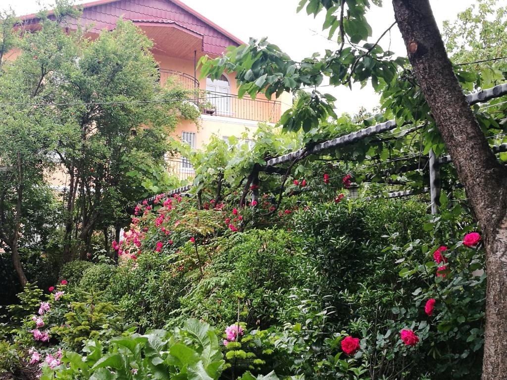 Тбилиси: Varketili Garden