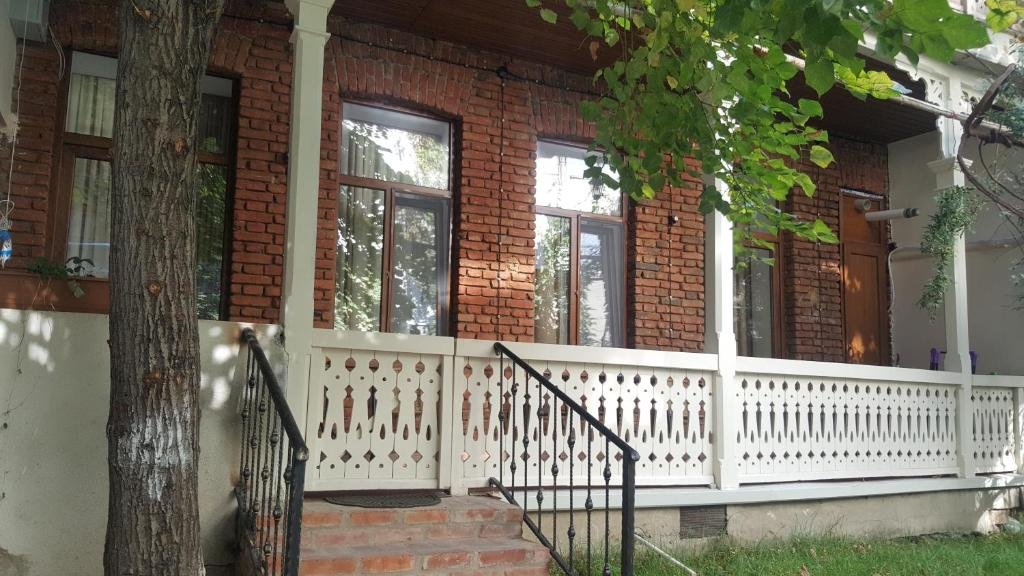 Тбилиси: Sweet Home Mtatsminda