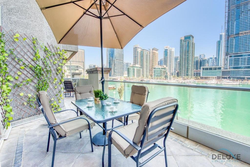 Дубай: Stunning 1BR in Marina Promenade Dubai Marina by Deluxe Holiday Homes
