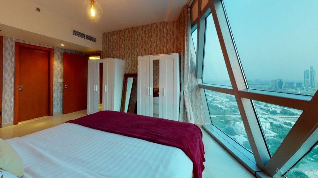 Дубай: Park Tower Difc By Lux Bnb Holiday Home