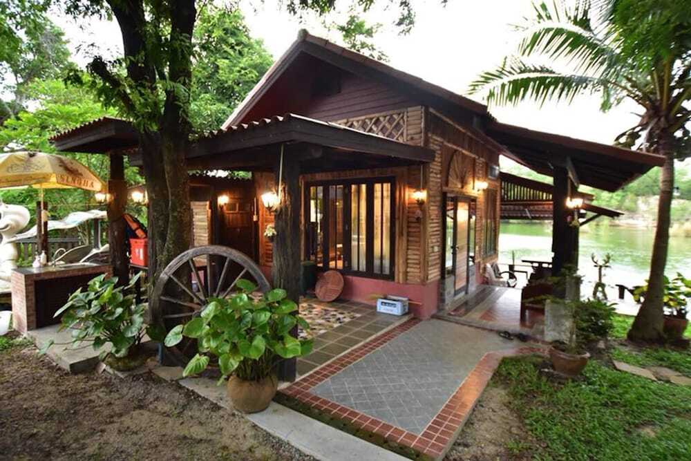Сирача: Baan Lanwa Homestay