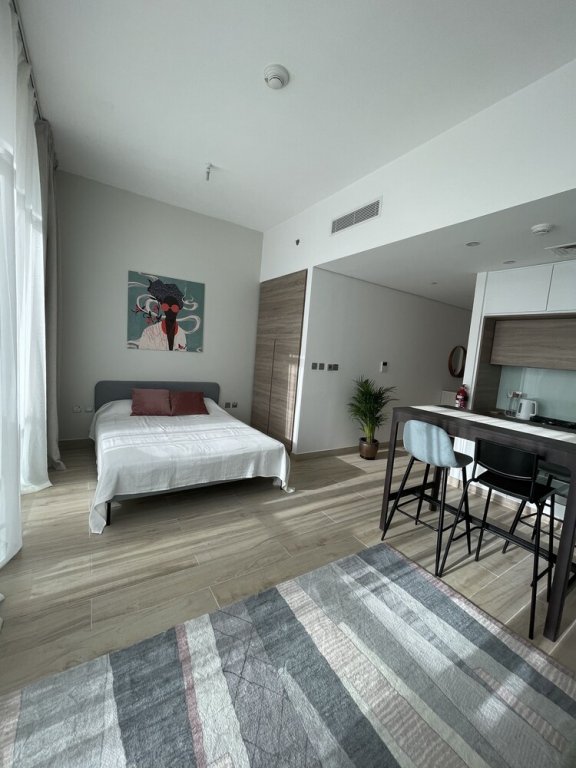 Дубай: Modern studio near beach with 5star facilities!