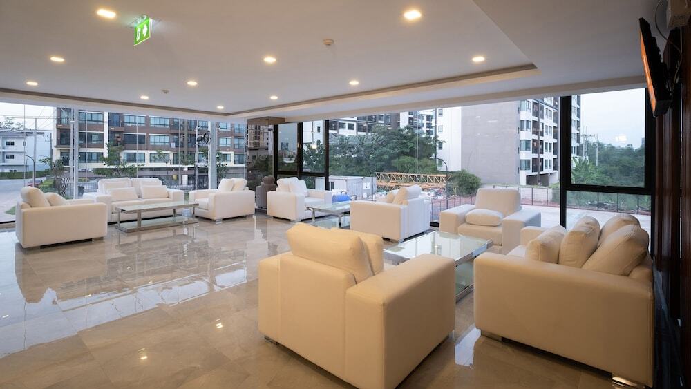 Кхлонг-Янг: B2 Korat Premier Hotel