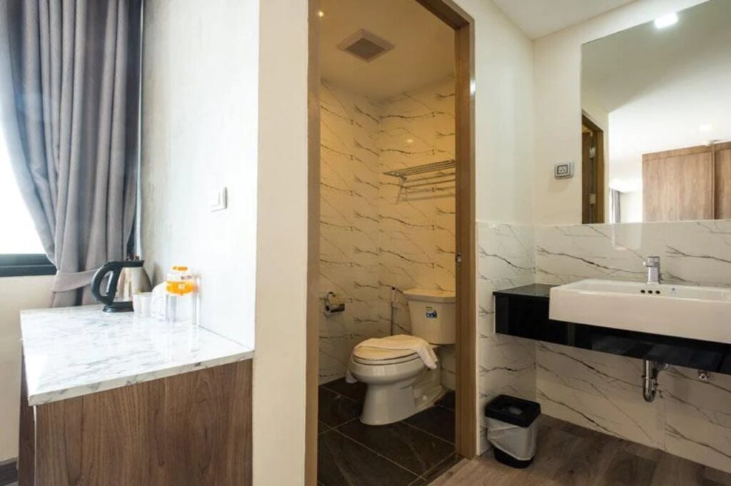 Кхлонг-Янг: B2 Korat Premier Hotel