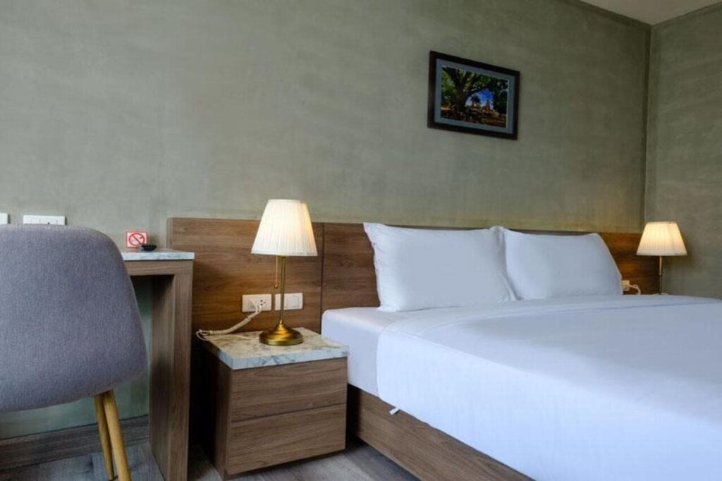 Кхлонг-Янг: B2 Korat Premier Hotel