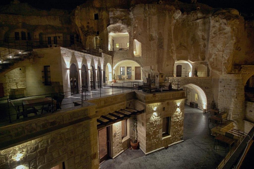 Ургуп: 1811 Cave Hotel