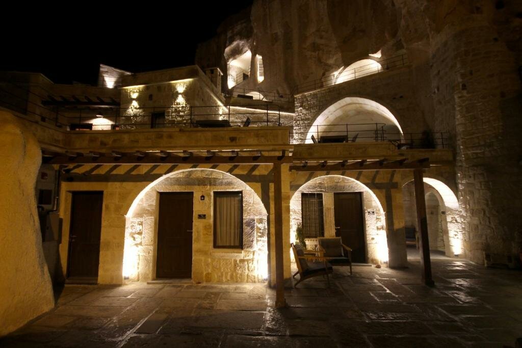 Ургуп: 1811 Cave Hotel
