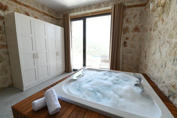 Исламлар: Villa Hestia