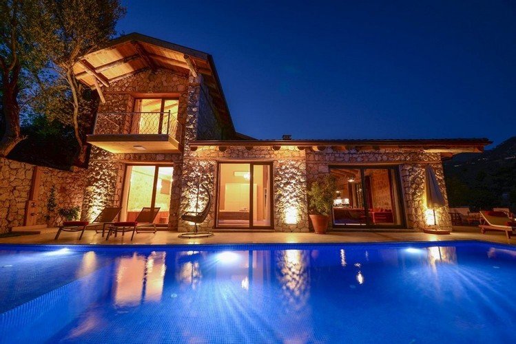 Исламлар: Villa Hestia