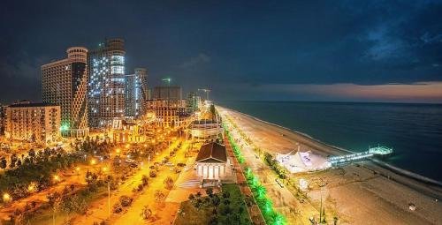 Батуми: Batumi Center 3 Rooms City Side
