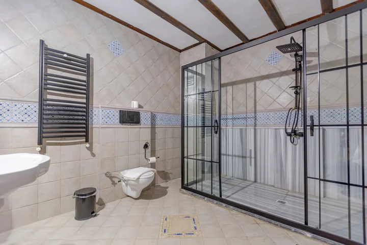 Алтынолук: Papazlikhan Hotel