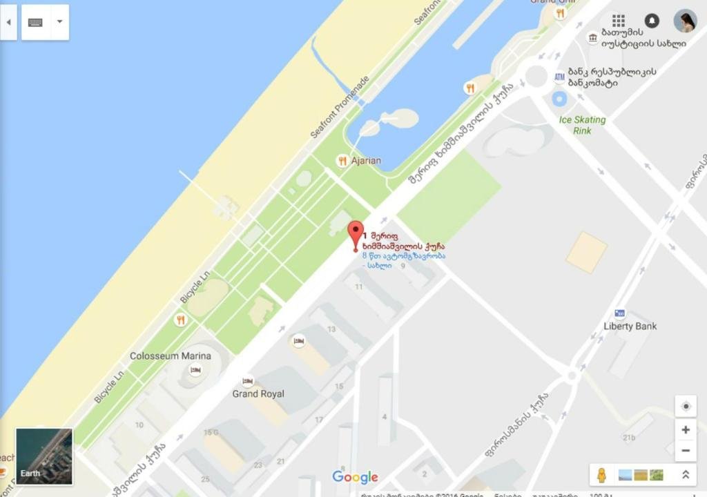 Батуми: Three-Bedroom Apartment in Batumi, near the Black Sea