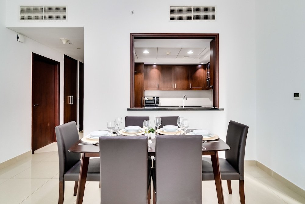 Дубай: Waves Ease By Emaar Apartment
