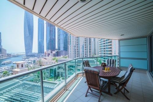 Дубай: Vacation Bay - Brand New 2 BR in MESK Tower