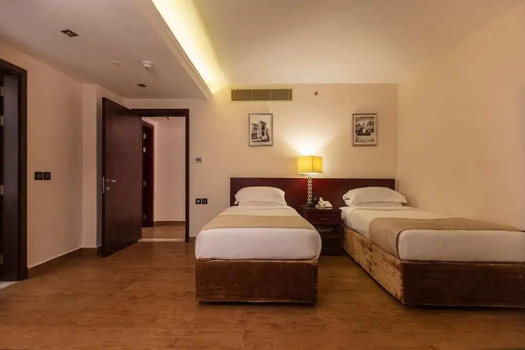 Royal Savoy Hotel And Villas — фото 4