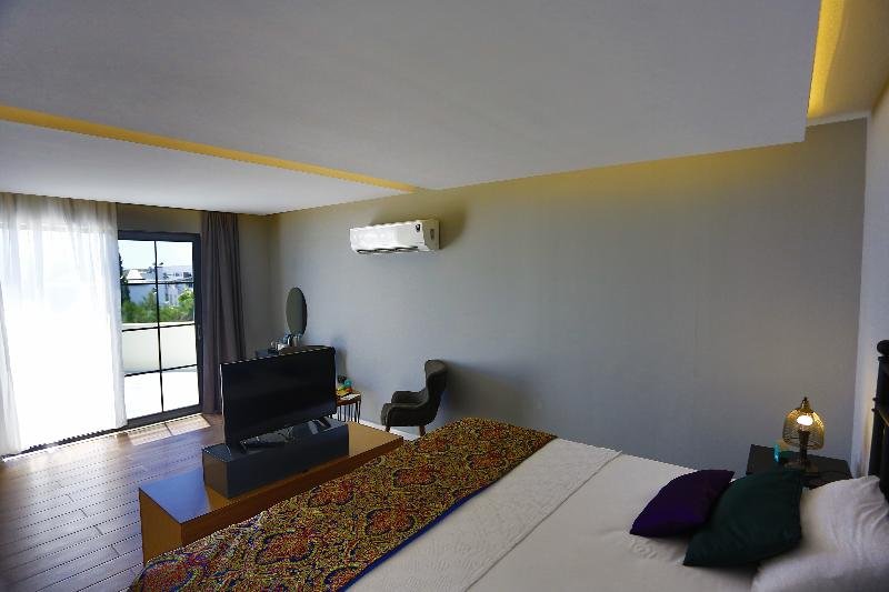Анталья: Pamira Hotel