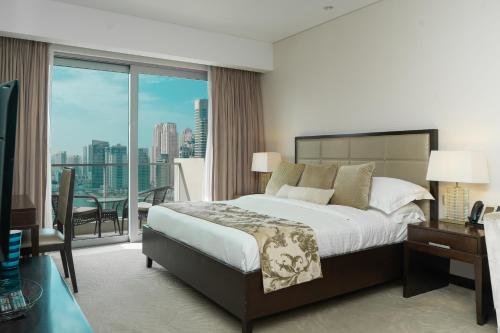 Дубай: Luton Vacation Homes - Address Dubai Marina Stylish Studio, Marina View
