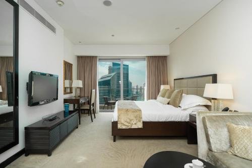Дубай: Luton Vacation Homes - Address Dubai Marina Stylish Studio, Marina View