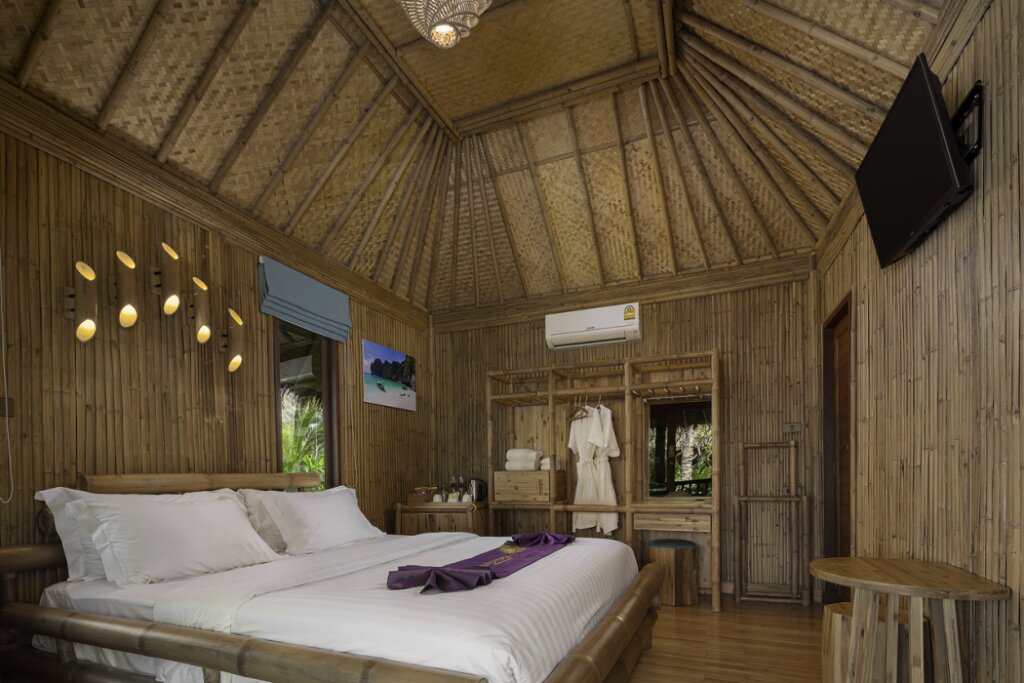 Phiphi Coco Beach Resort — фото 5