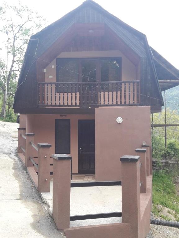 Бакуриани: Kottage Likani