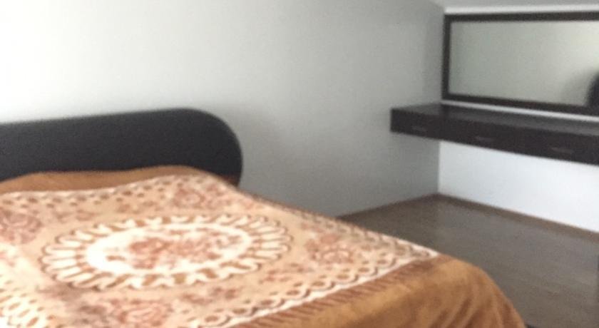 Тбилиси: Kristinas Guesthouse